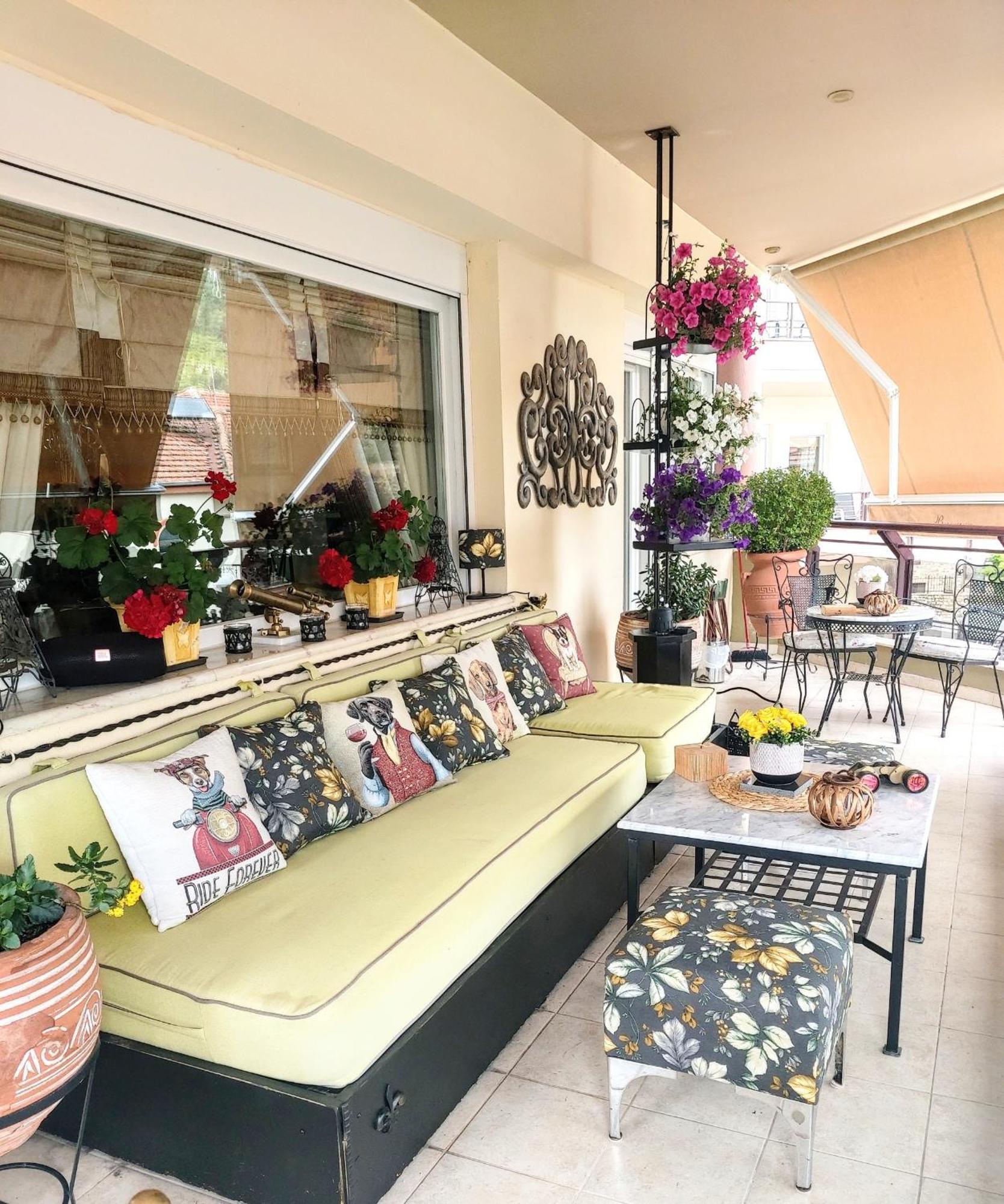 Classic Apartment With Beautiful View كاستوريا المظهر الخارجي الصورة