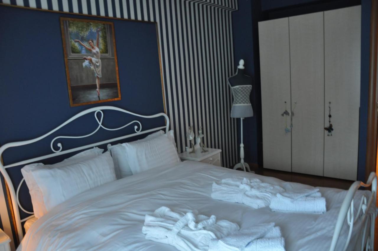 Classic Apartment With Beautiful View كاستوريا المظهر الخارجي الصورة