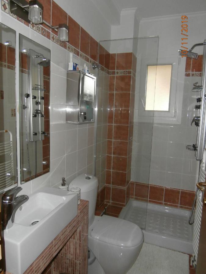 Classic Apartment With Beautiful View كاستوريا المظهر الخارجي الصورة